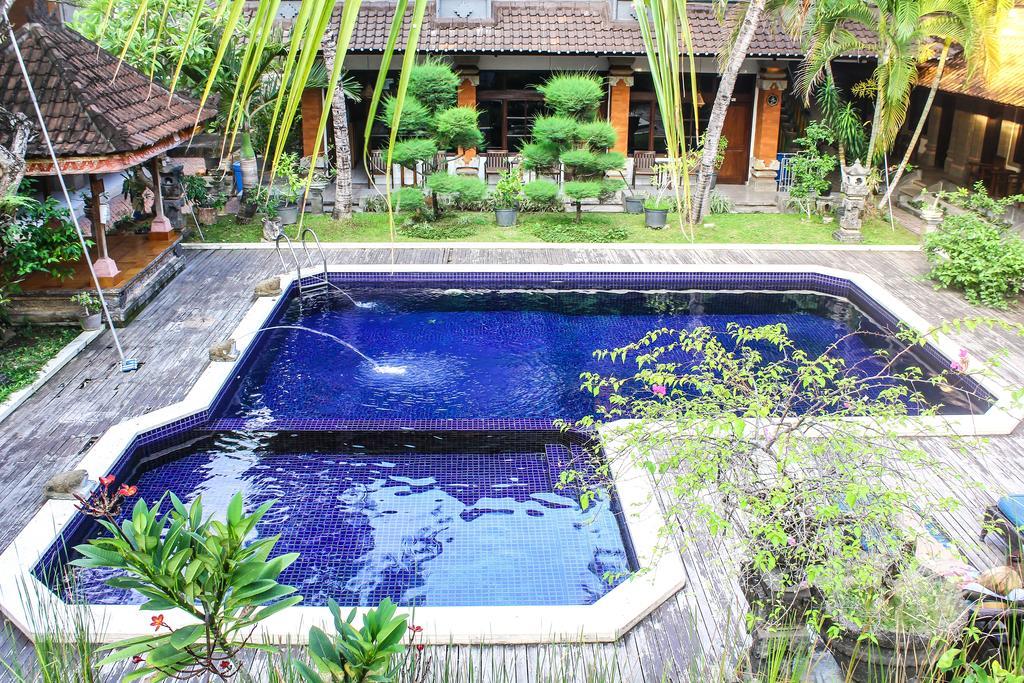 Hotel Puri Tanah Lot 庫塔 外观 照片