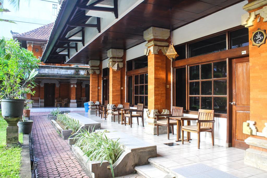 Hotel Puri Tanah Lot 庫塔 外观 照片