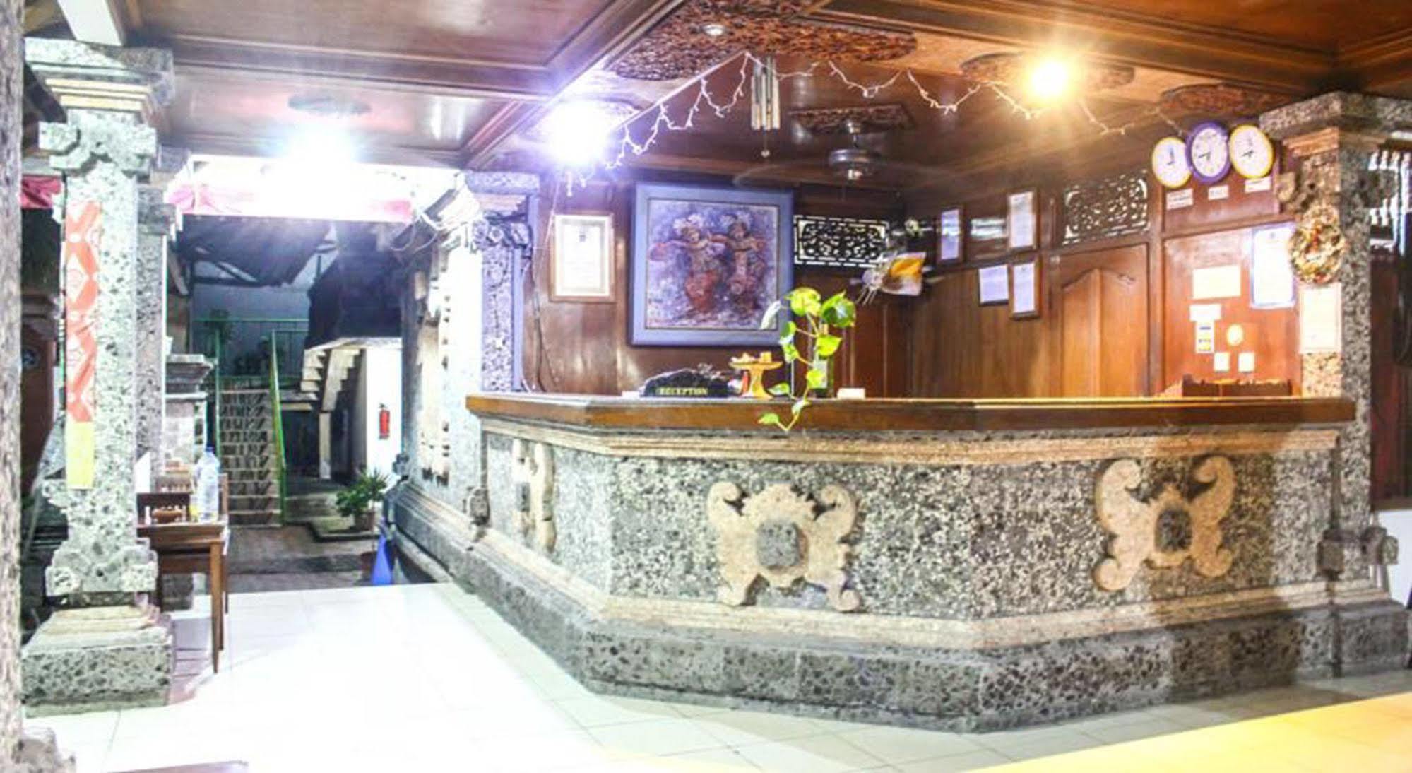 Hotel Puri Tanah Lot 庫塔 外观 照片
