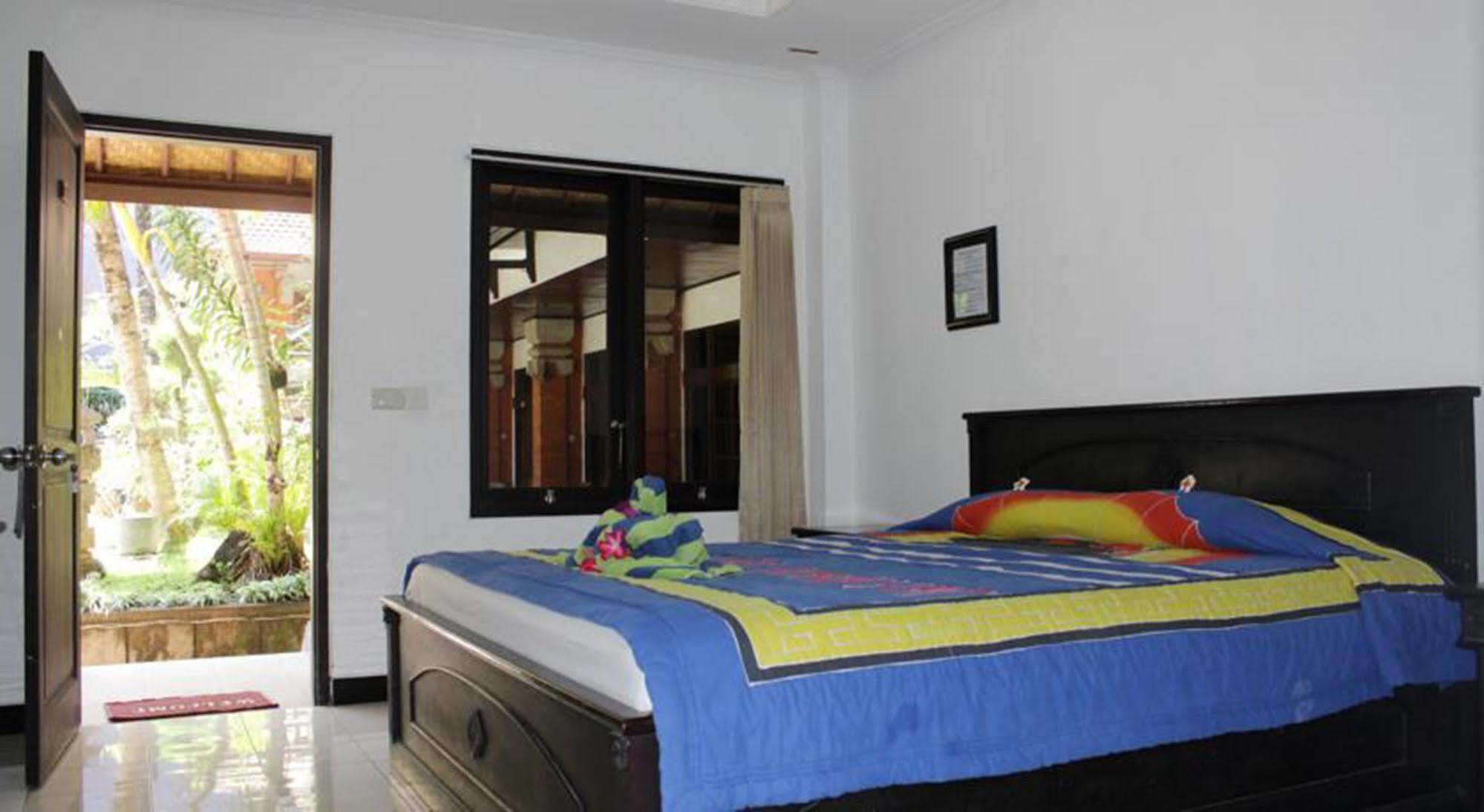 Hotel Puri Tanah Lot 庫塔 外观 照片
